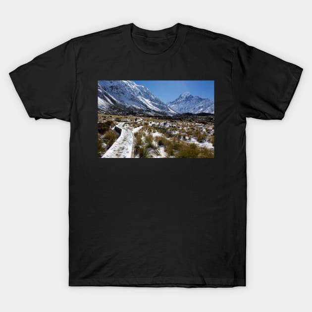 Hooker Valley Trail T-Shirt by charlesk